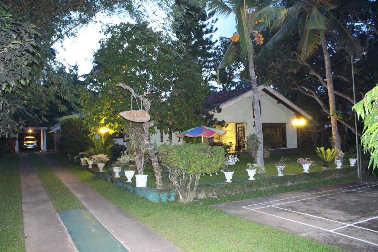 Villa Shade Negombo Buitenkant foto