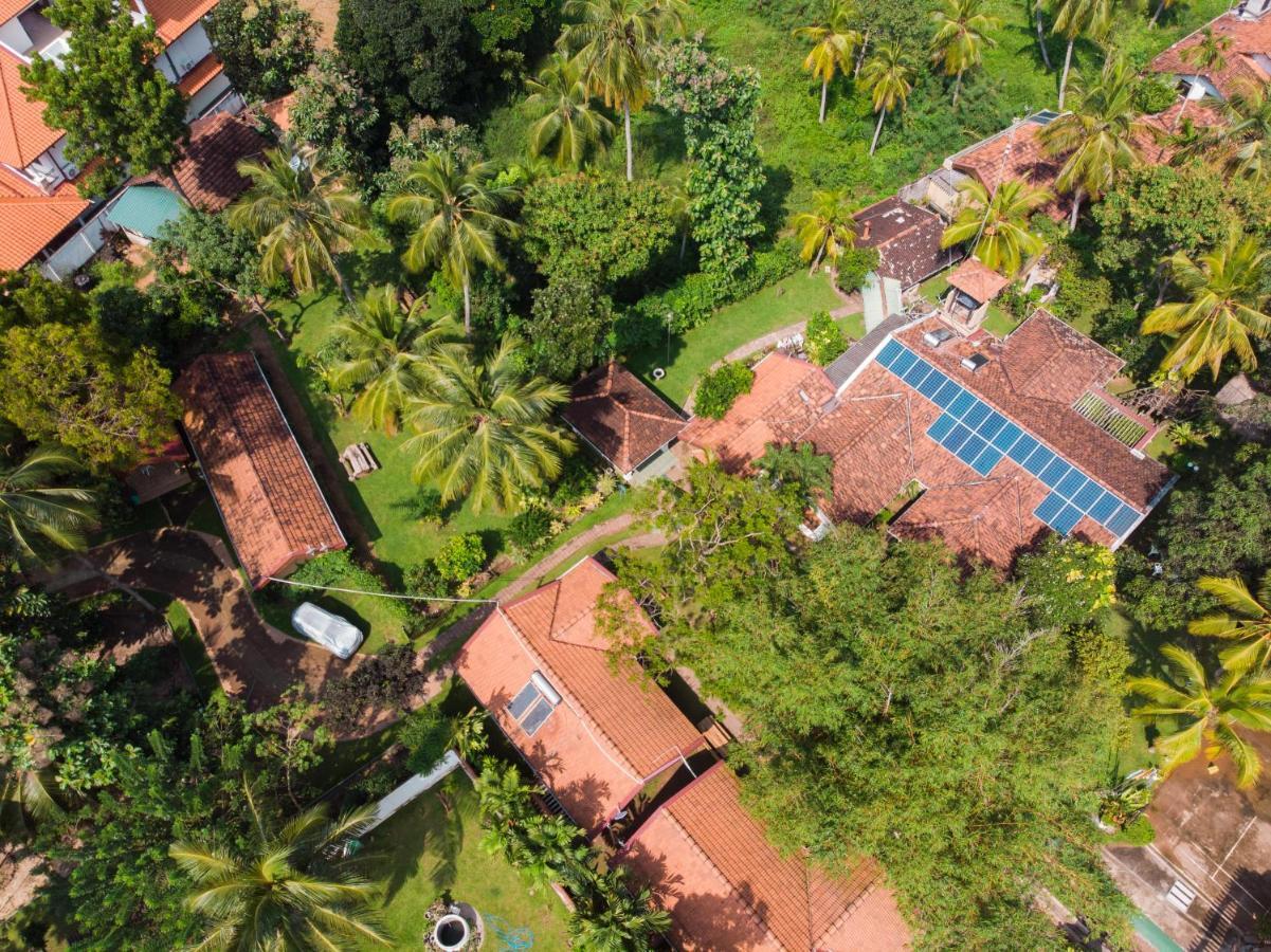 Villa Shade Negombo Buitenkant foto